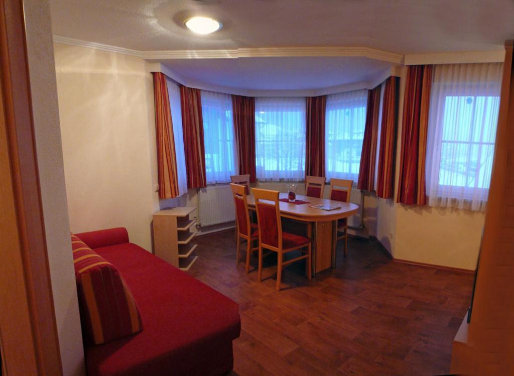 Hotel Germania Ischgl Quarto foto