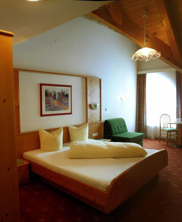Hotel Germania Ischgl Exterior foto